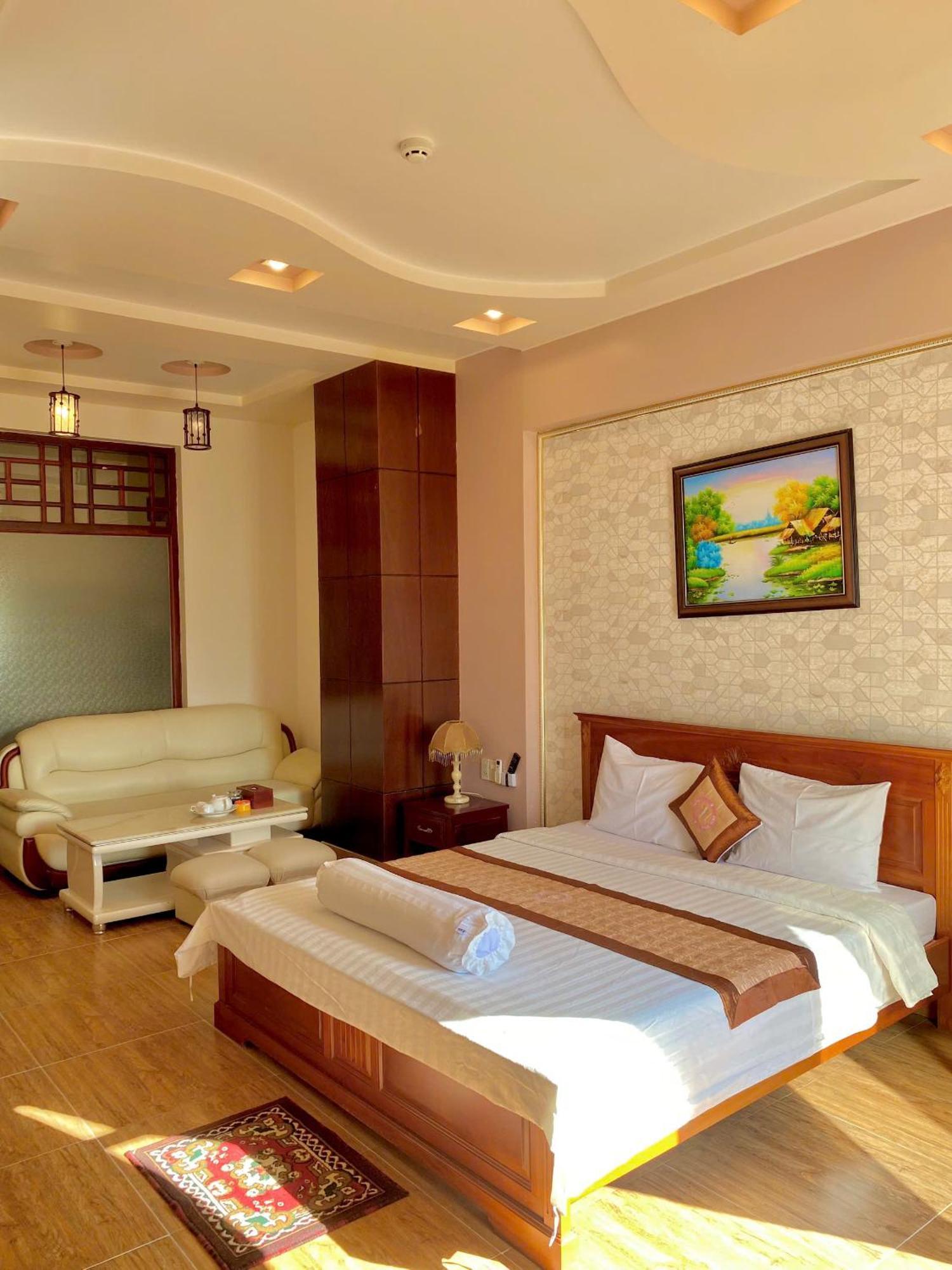 Phuc Hung 2 Hotel Rạch Giá Exterior foto